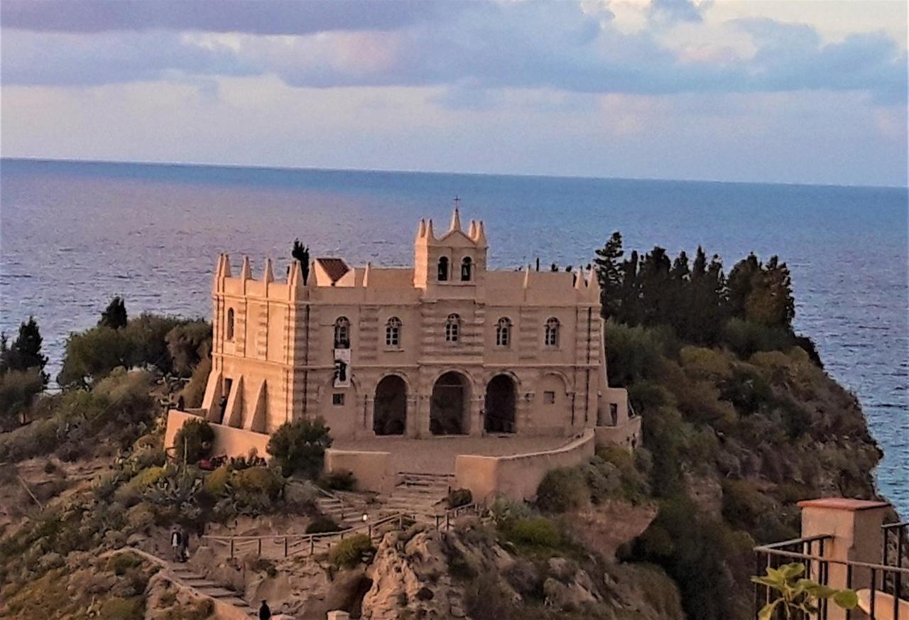 Residenza Villa Angelina Tropea Exteriör bild